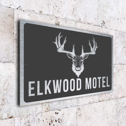 Modern Motel sign